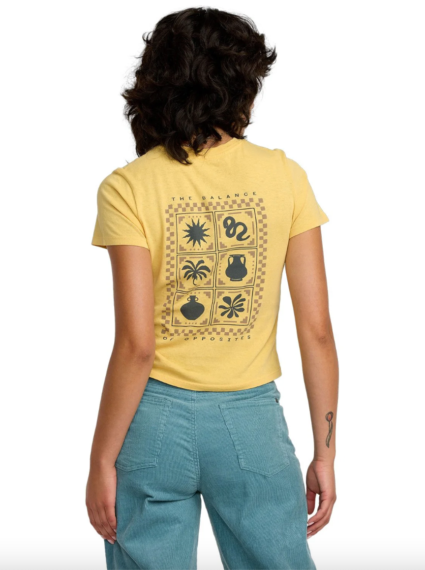 RVCA 411 Tee / Pale Yellow